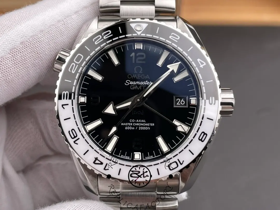 1:1 Clone Omega Seamaster Planet Ocean 215.30.44.22.01.001 - QualitySwissReplica