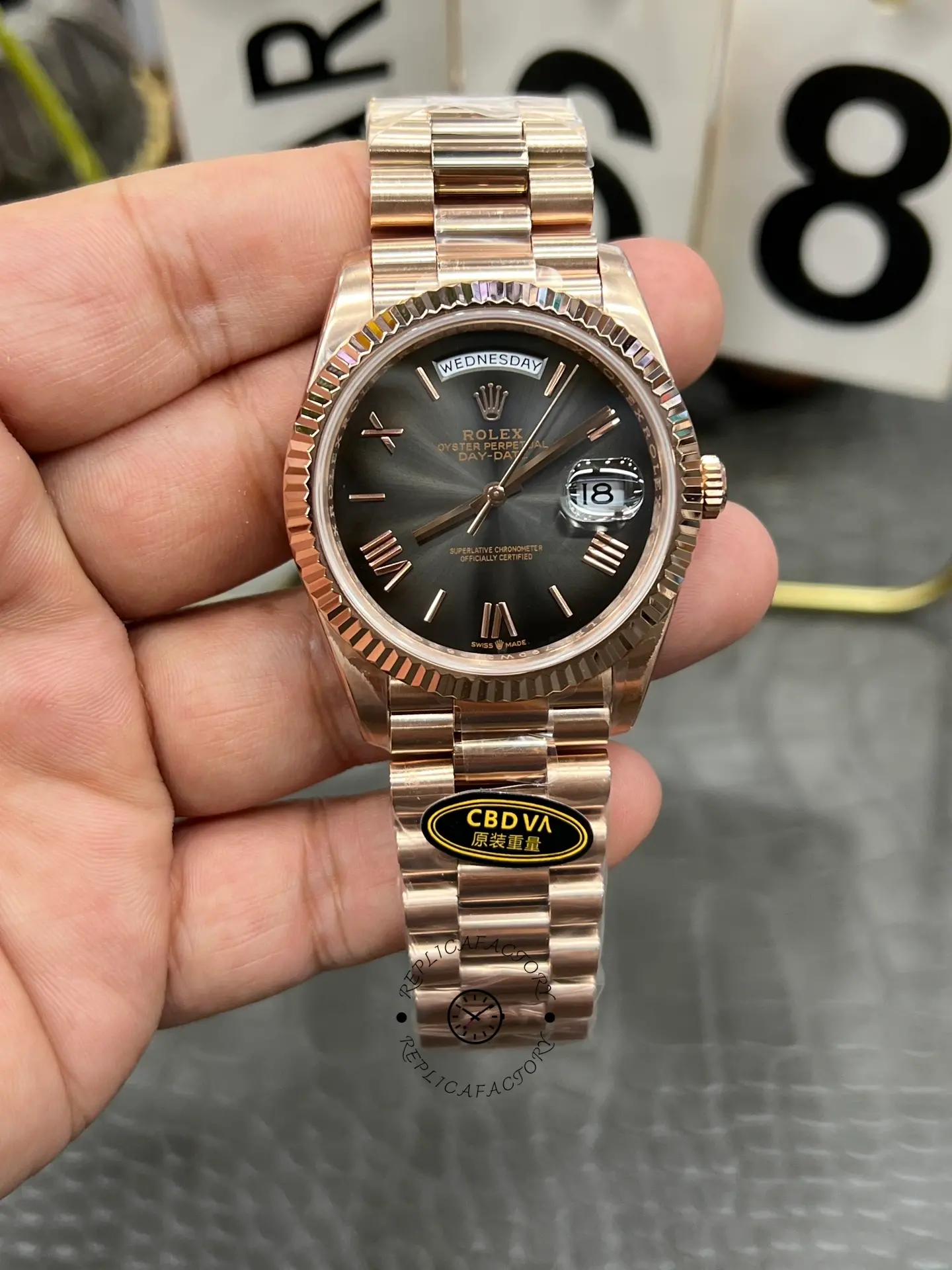 Rolex Day Date in 18 ct Everose Gold M228235 0055 40mm - QualitySwissReplica