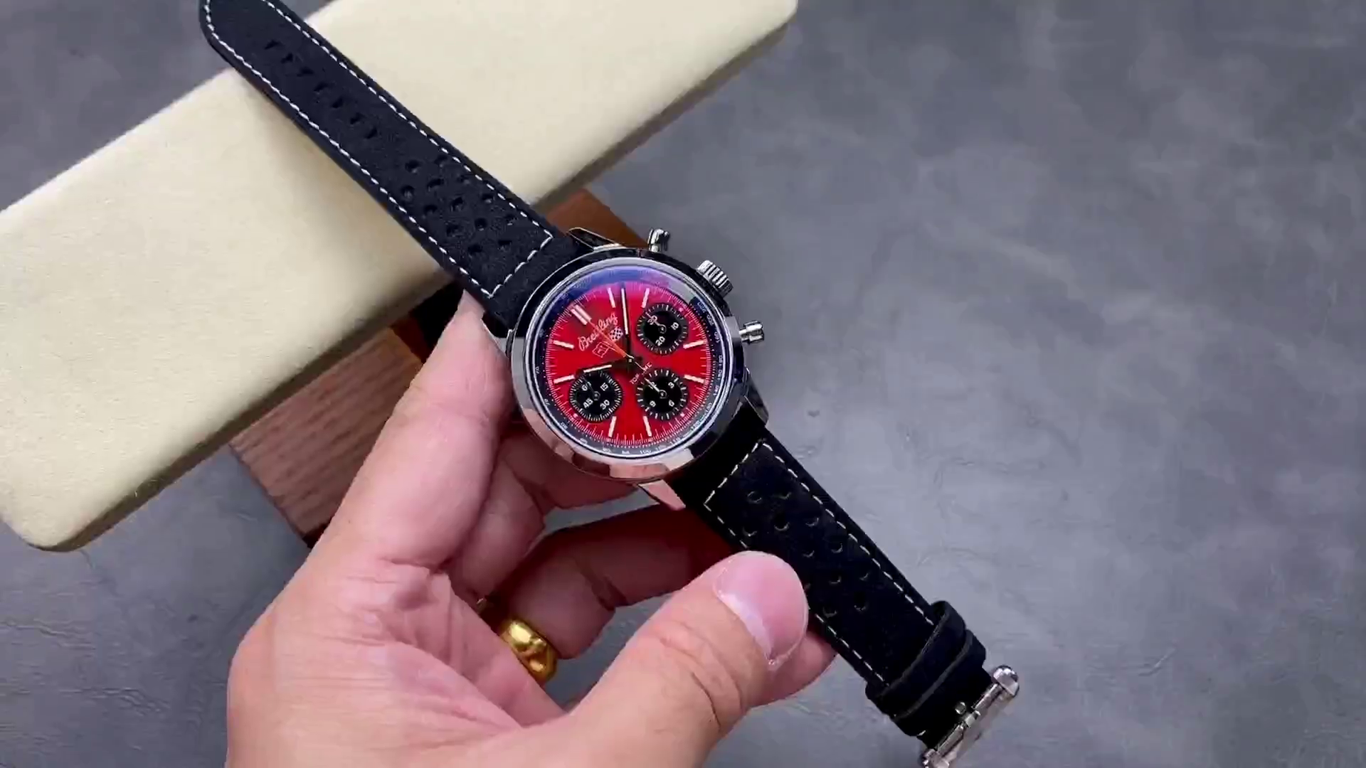 Breitling Top Time B01 Chevrolet Corvette AB01761A1K1X1 1:1 clone Red Dial Men's Watch - QualitySwissReplica