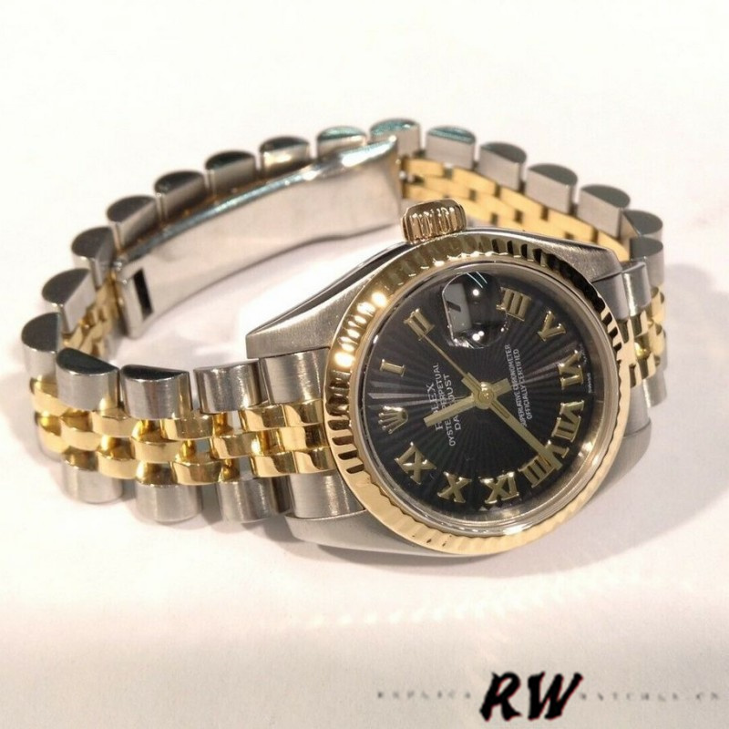 Rolex Datejust 179173 Sunbeam Silver Dial Fluted Bezel 26MM Lady Replica Watch - QualitySwissReplica