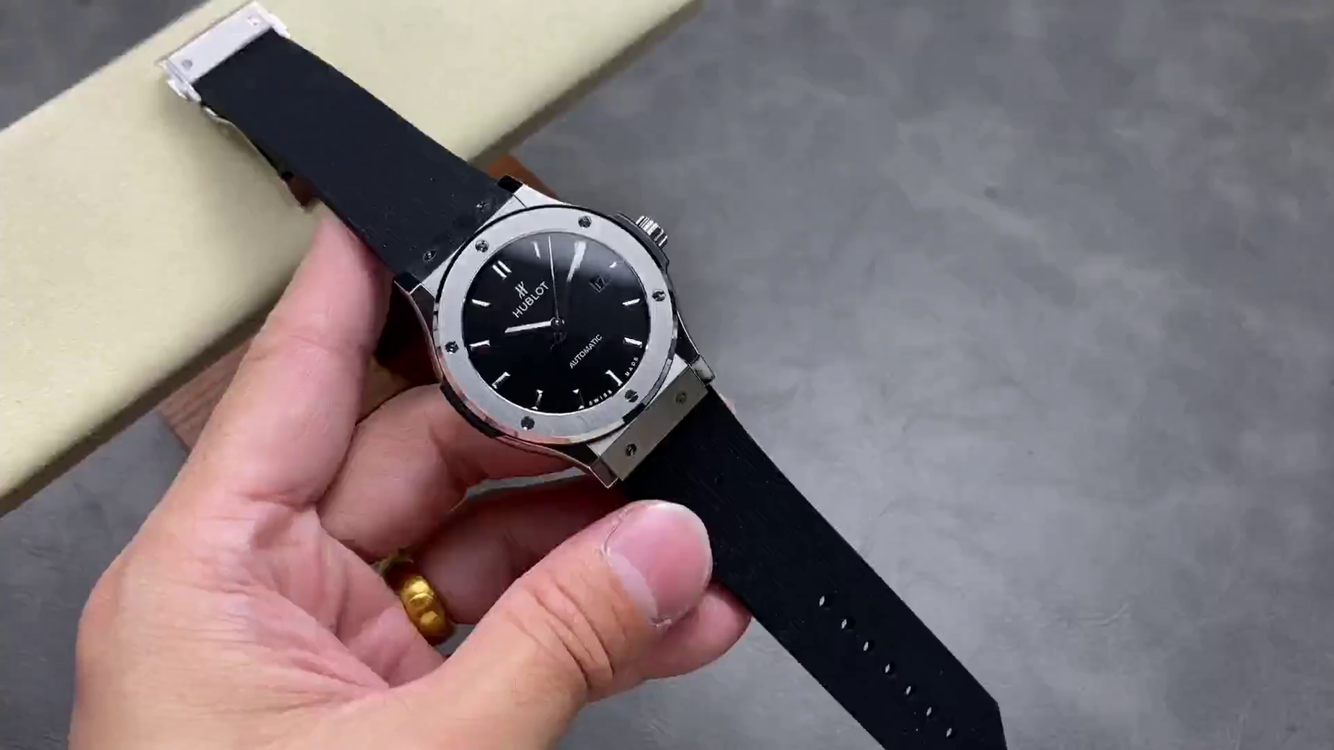 542.NX.1171.RX Hublot Classic Fusion Automatic Rubber - QualitySwissReplica