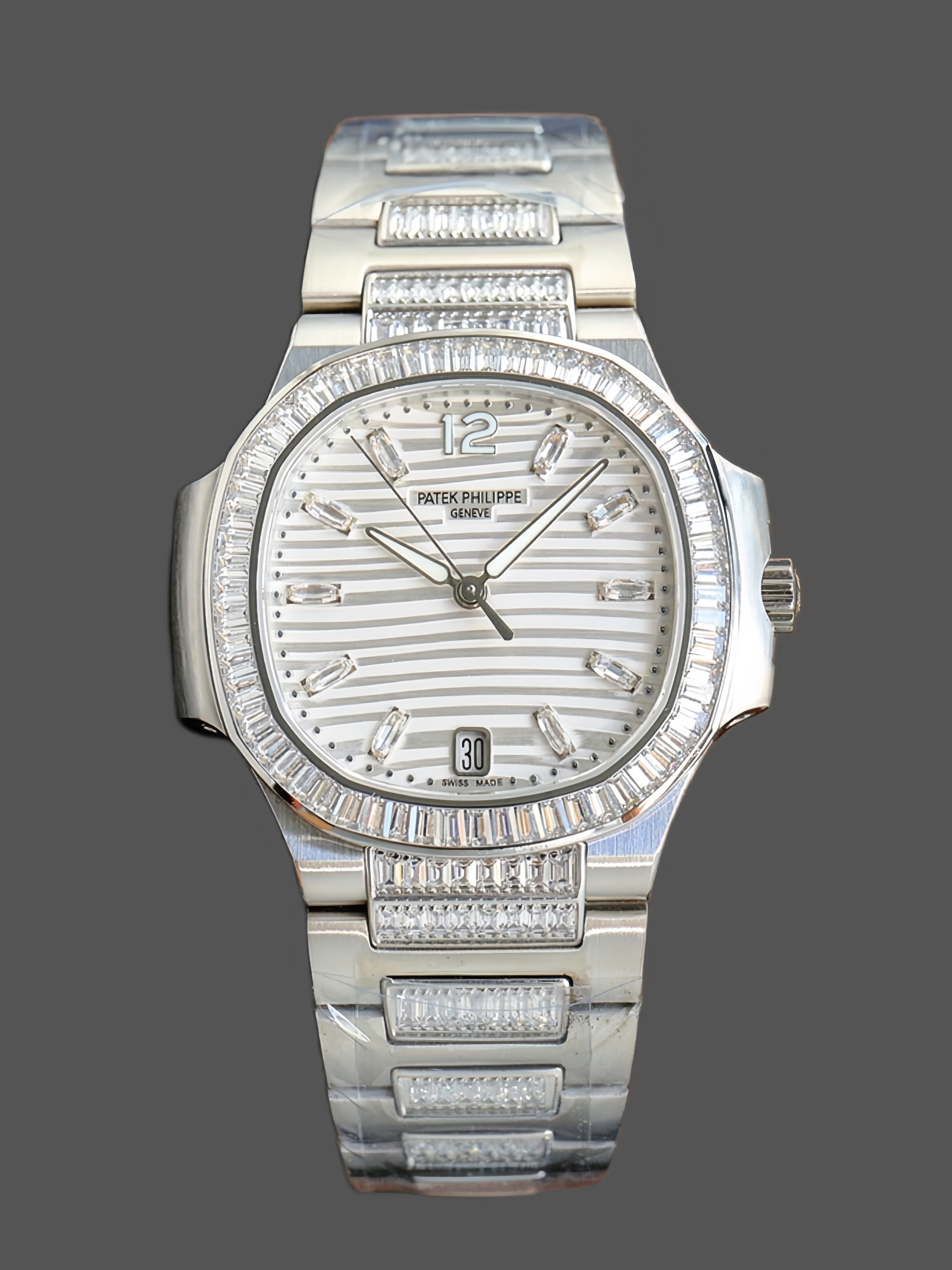 Patek Philippe Nautilus Ladies White Gold Diamond Bezel 7118 - QualitySwissReplica