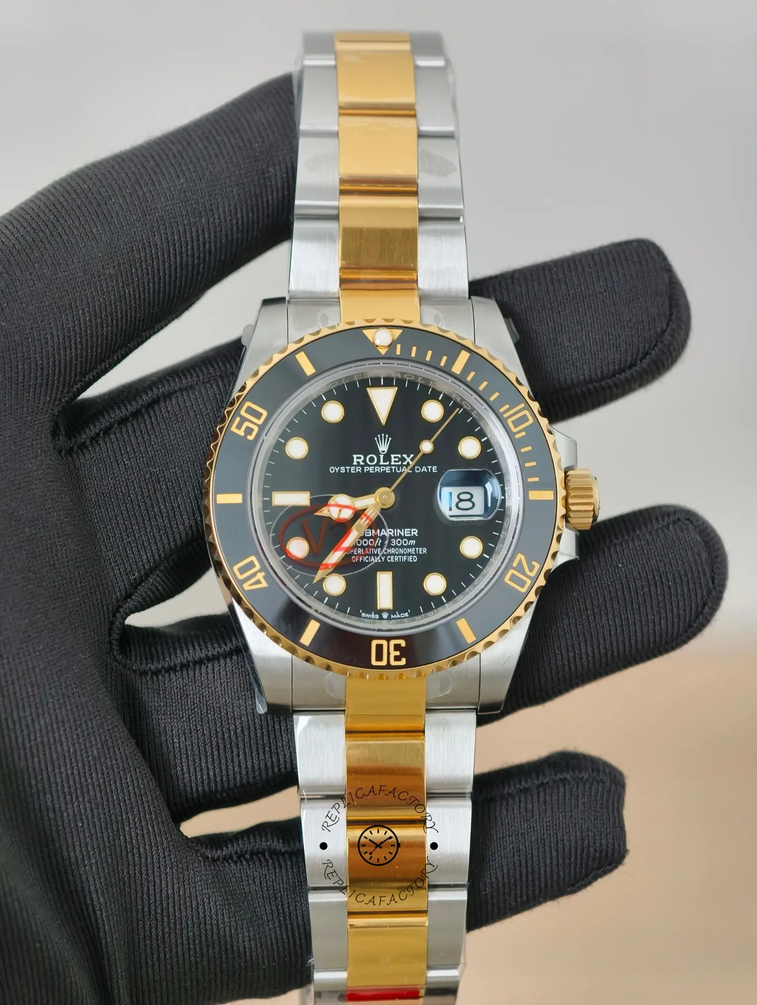 Rolex Submariner Date 116613 Stainless Steel Case Black Dial 40mm Mens Replica Watch - QualitySwissReplica