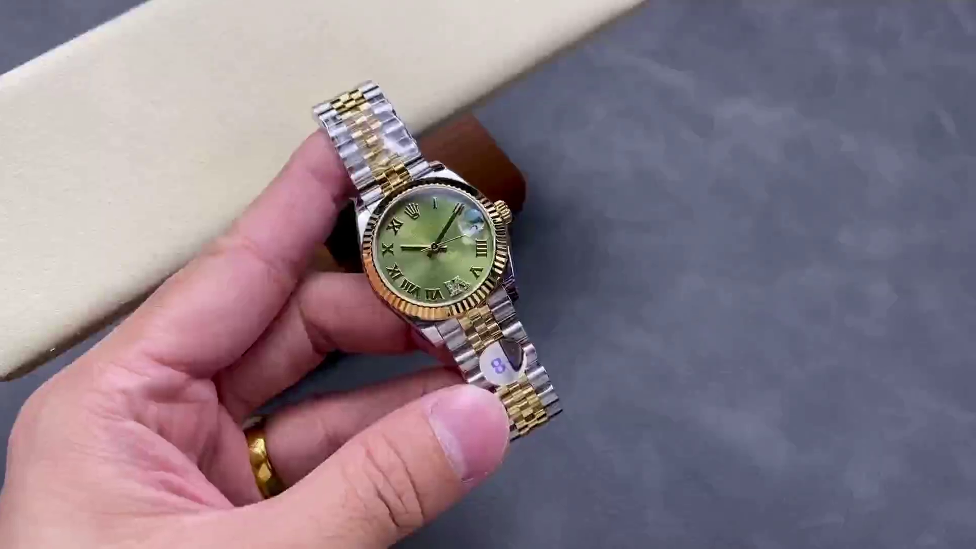 Rolex Datejust 31mm Stainless Steel and Yellow Gold 278273 0016 Green VI Roman Jubilee - QualitySwissReplica