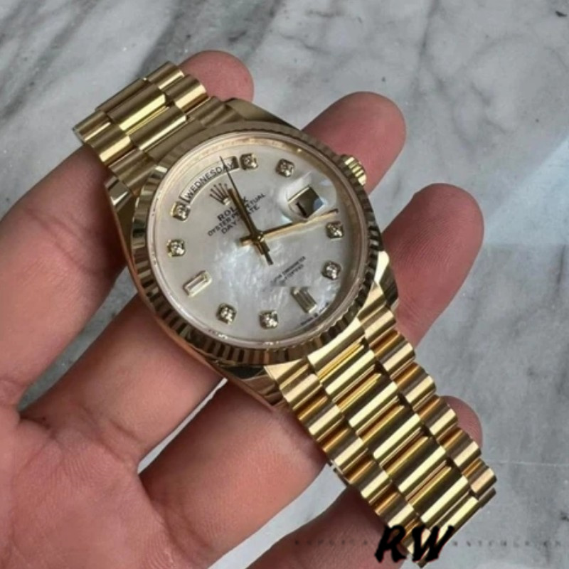 Rolex Day-Date 118208 Yellow Gold Mother of Pearl Diamond Dial 36mm Unisex Replica Watch - QualitySwissReplica