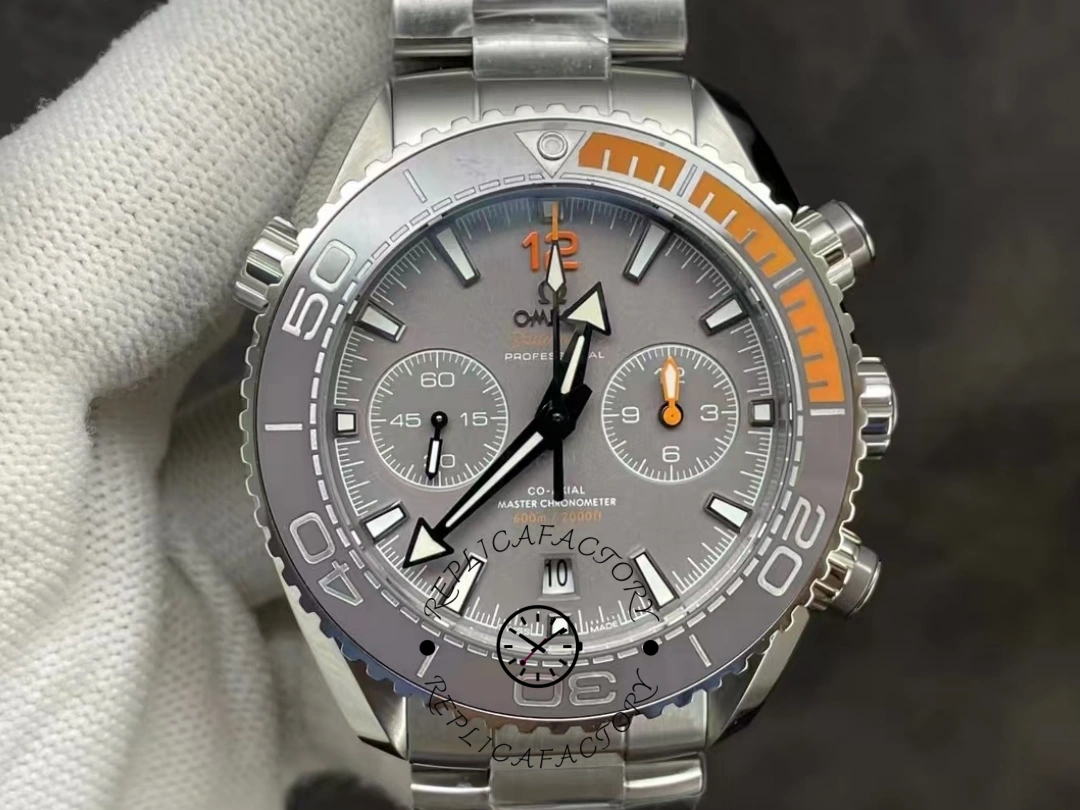Omega Seamaster Planet Ocean 600M 215.90.46.51.99.001 45.5mm 1:1 Clone Titanium Watch - QualitySwissReplica