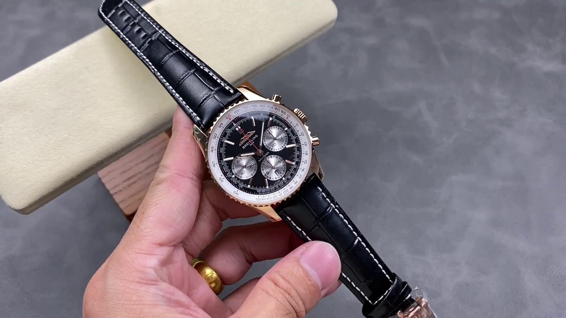 Breitling Navitimer B01 Rose Gold 43MM RB0138211B1P1 Replica - QualitySwissReplica