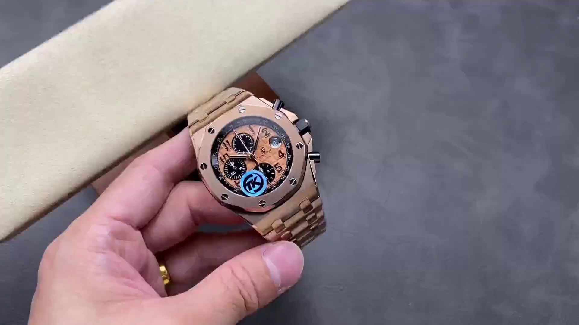1:1 Clone AP Royal Oak Offshore 26470OR.OO.1000OR.01 Chronograph Rose Gold 42mm - QualitySwissReplica