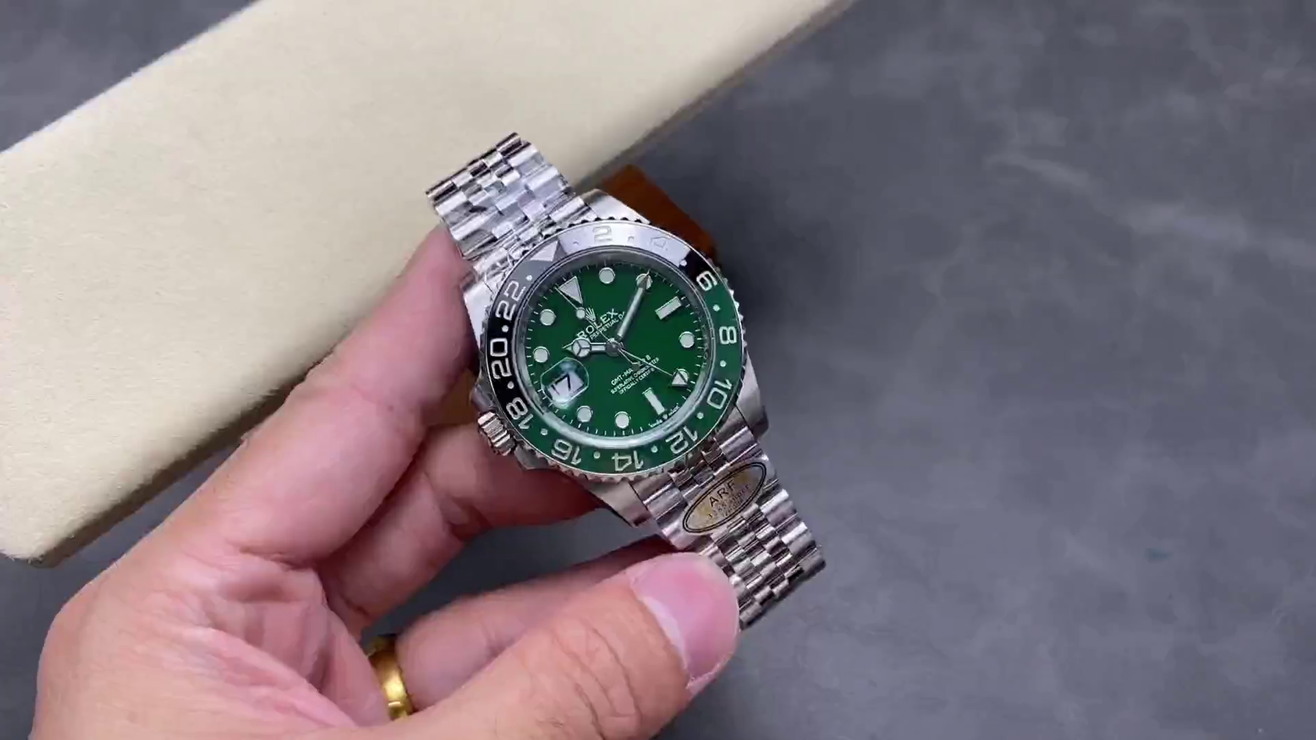 Rolex GMT Master II Green Dial M126729VTNR 0002 1:1 Clone Jubilee Bracelet Watch - QualitySwissReplica