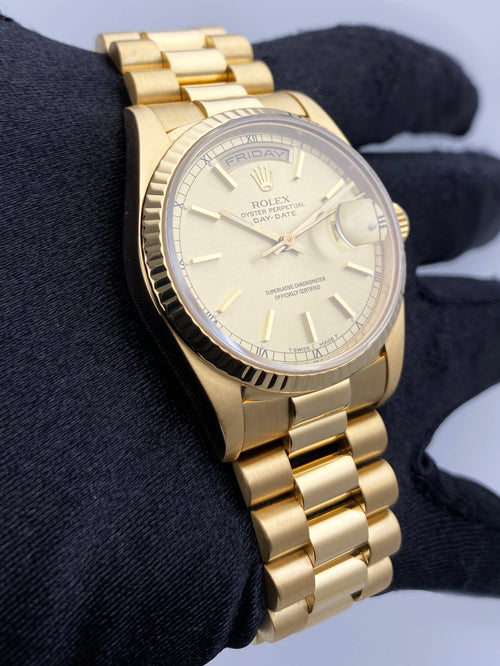 Rolex Day-Date 118208 champagne dial with gold indexes Yellow Gold 36mm Unisex Replica Watch - QualitySwissReplica