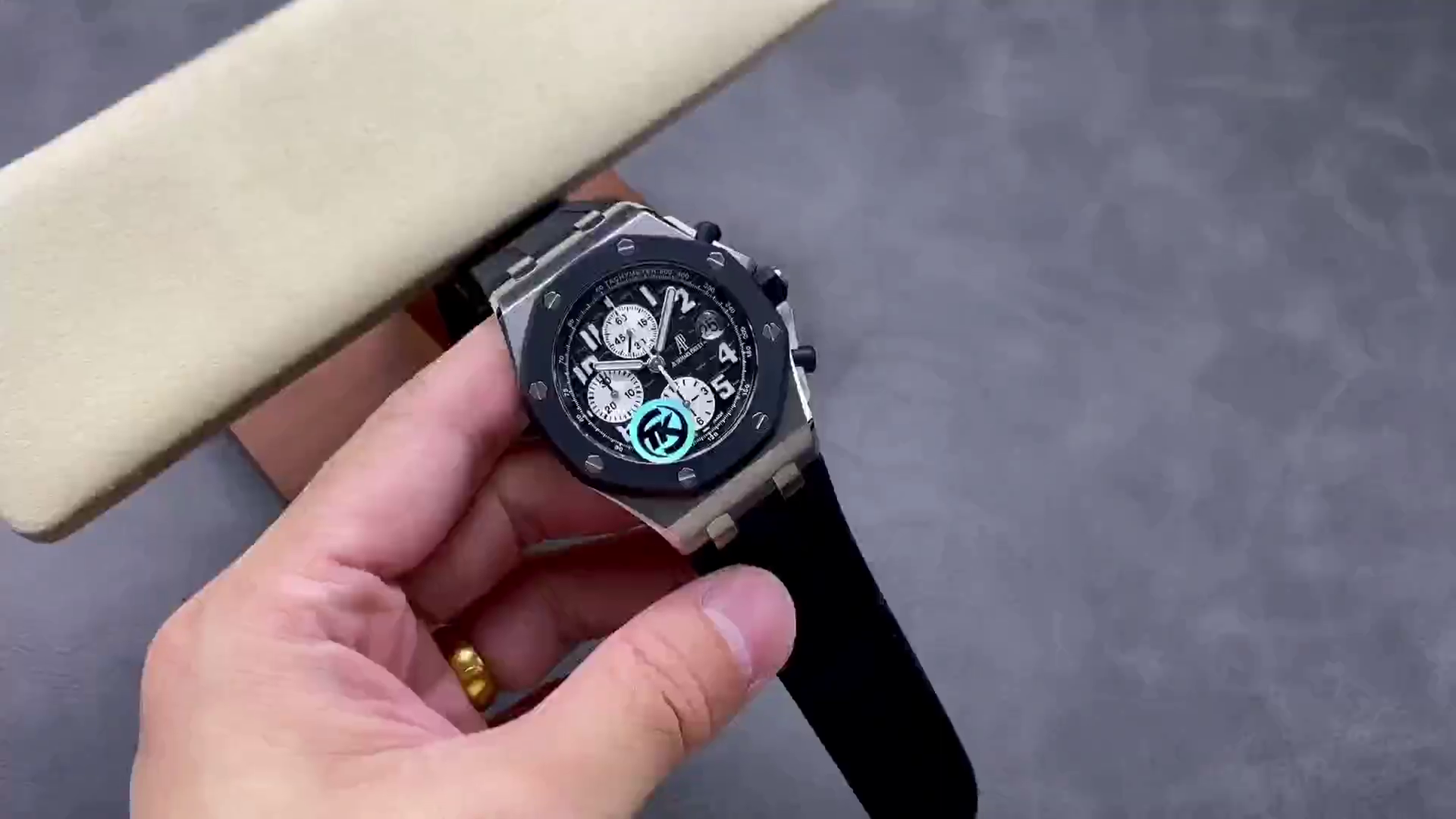 AP Royal Oak Offshore 1:1 Clone 25940SK.OO.D002CA.01 Chronograph Black Dial - QualitySwissReplica