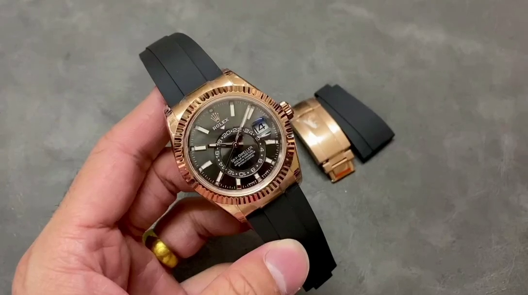 Rolex Sky Dweller 42mm Slate Oysterflex m336235 0004 - QualitySwissReplica