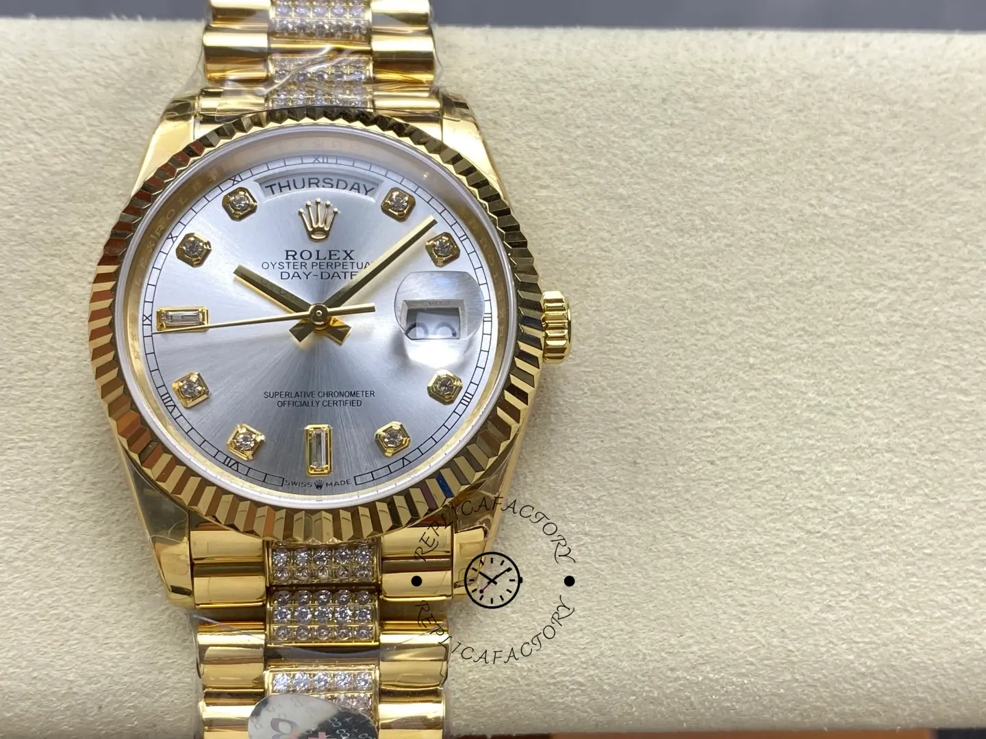 Rolex Day-Date 36 Silver Dial Automatic Men's Watch Replica 128238 - QualitySwissReplica