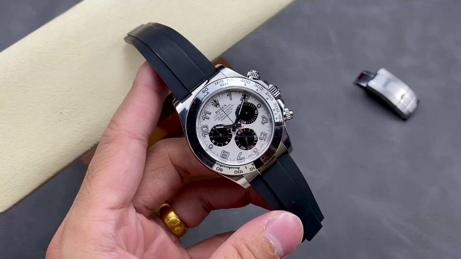 Rolex Cosmograph Daytona White Gold Case Panda Dial 116519 Men's Watch - QualitySwissReplica