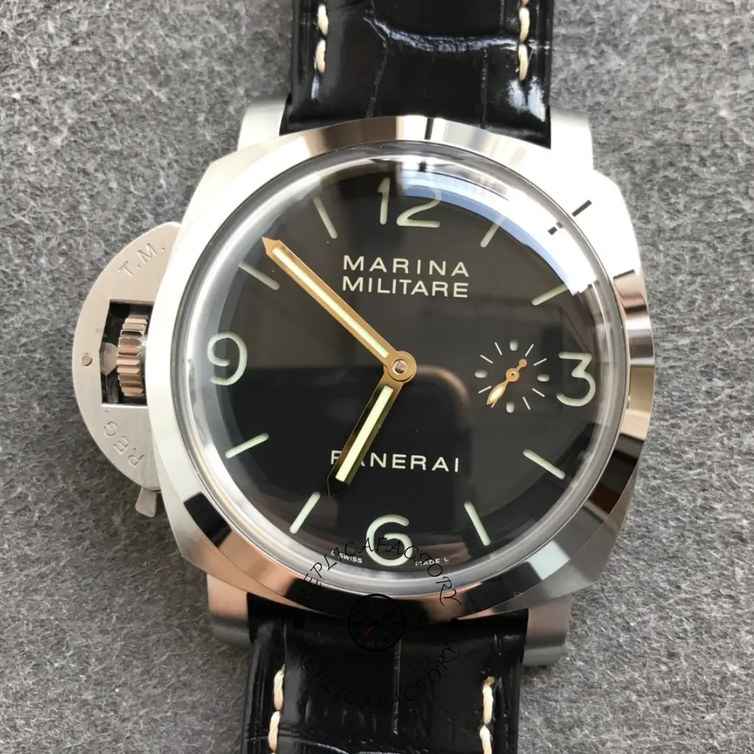 Classic Panerai Luminor Marina Militare PAM00217 Replica 44mm Steel Leather Strap - QualitySwissReplica