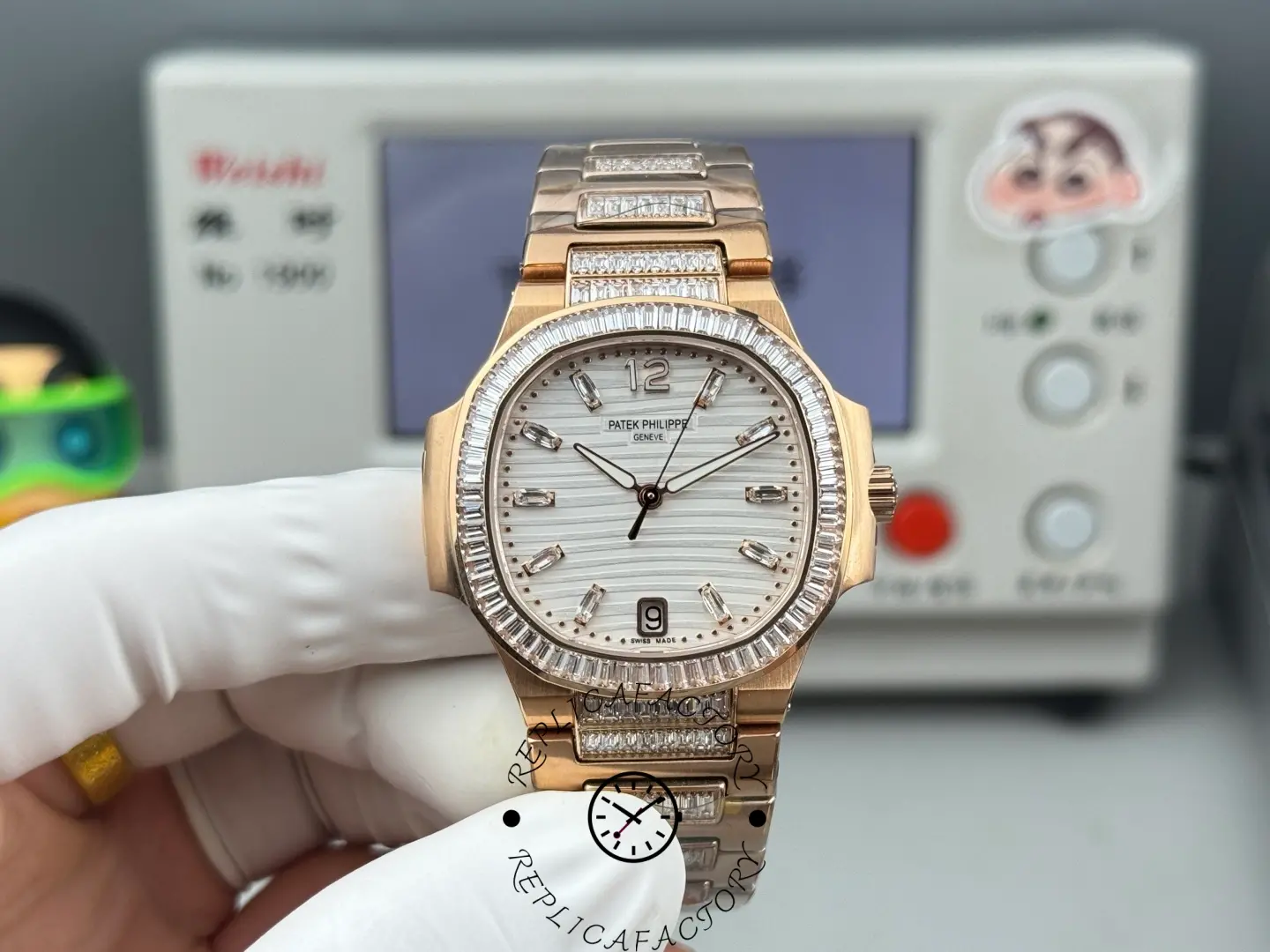 Clone Patek Philippe Nautilus 7014/1R-001 Ladies Watch - QualitySwissReplica