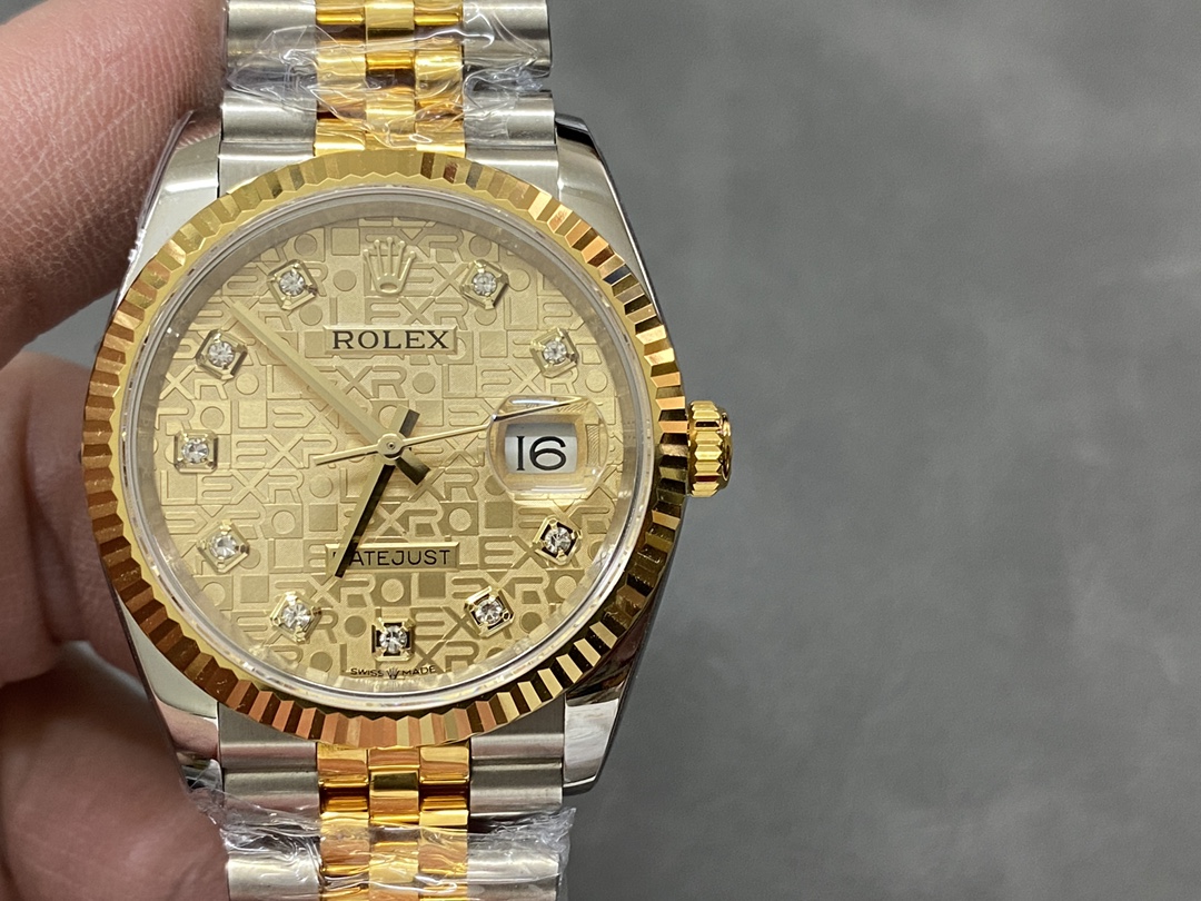 Rolex Datejust 126233 Champagne Jubilee Dial Fluted Bezel 36MM Unisex Replica Watch - QualitySwissReplica