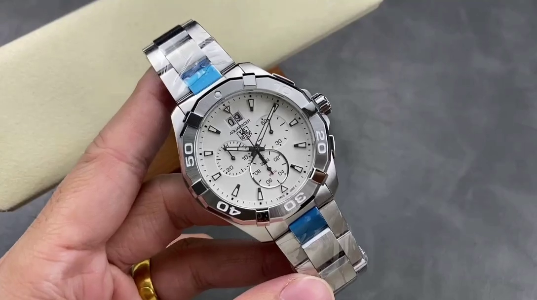 Tag Heuer Aquaracer Chronograph Quartz CAY1111.BA0927 43mm - QualitySwissReplica