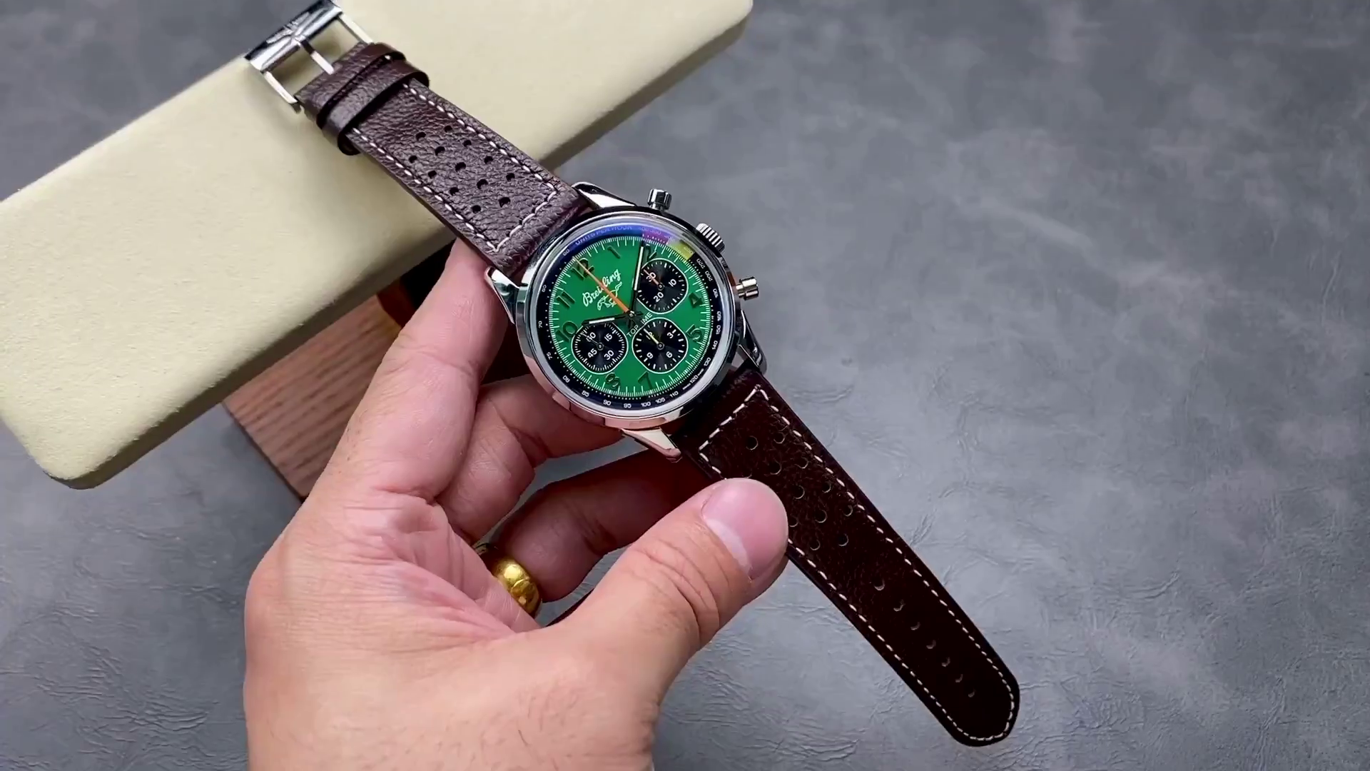 Breitling Top Time B01 Ford Mustang Automatic Replica AB01762A1L1X1 Arabic Markers - QualitySwissReplica