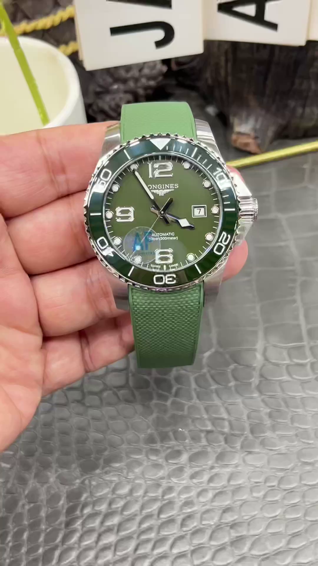 Best Longines HydroConquest Replica L3.782.4.06.9 43mm Green Ceramic - QualitySwissReplica