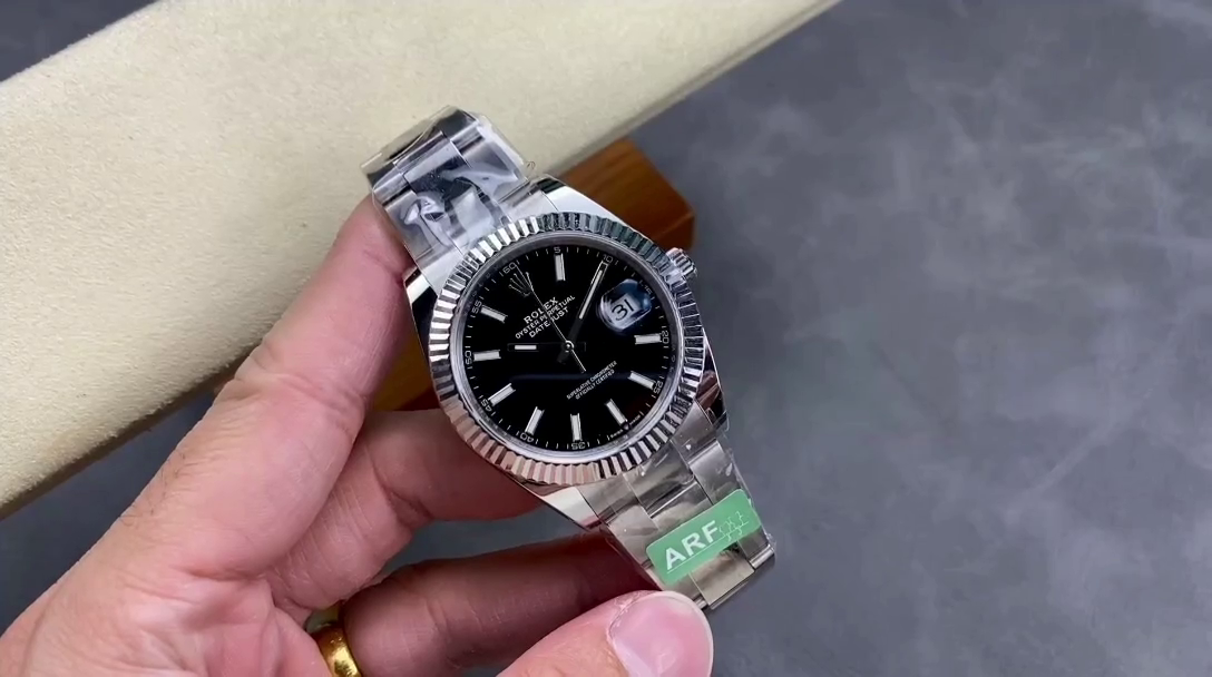 Rolex Datejust m126334 0017 Fluted Bezel Black Dial 41MM Mens Replica Watch - QualitySwissReplica