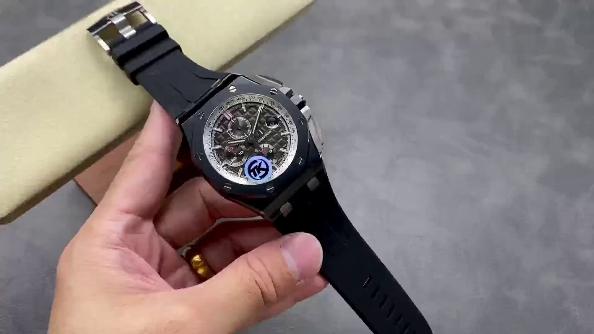 AP Royal Oak Offshore 26405CE.OO.A002CA.01 44mm Grey Dial Two Tone Watch 1:1 Clone - QualitySwissReplica