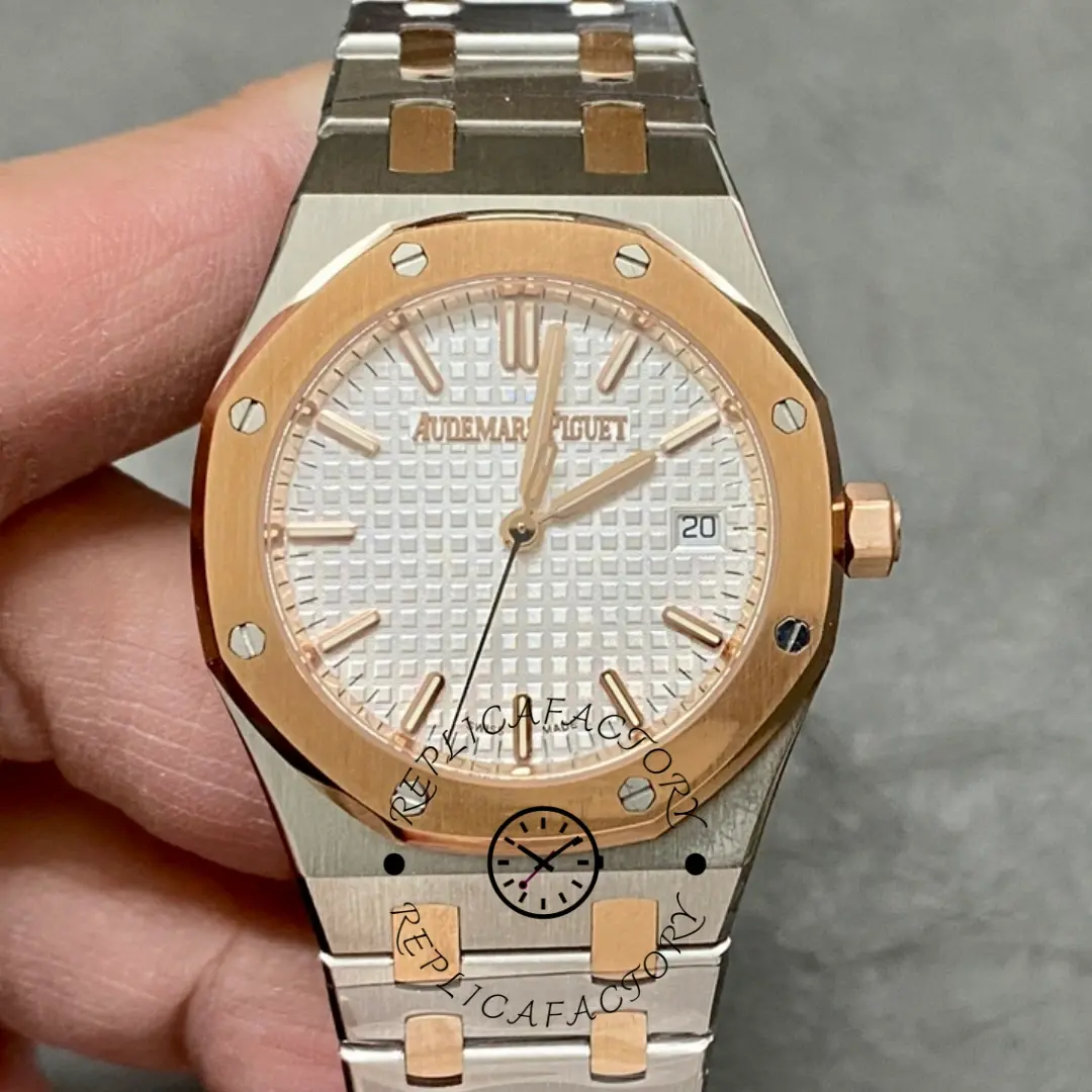 AP Royal Oak 37 Two-Tone 1:1 Clone 15550SR.OO.1356SR.01 Silver Unisex Watch - QualitySwissReplica