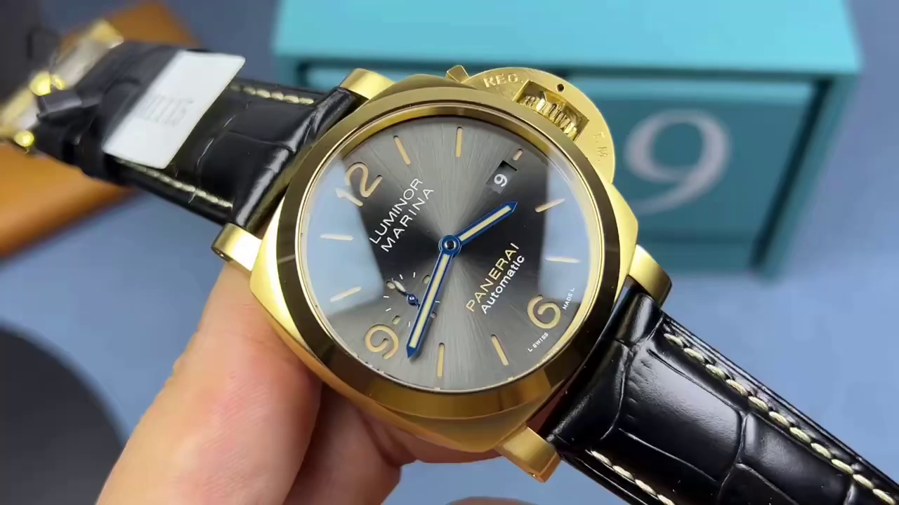 Panerai PAM01115 Luminor Marina 44 Yellow Gold Replica Grey Dial - QualitySwissReplica