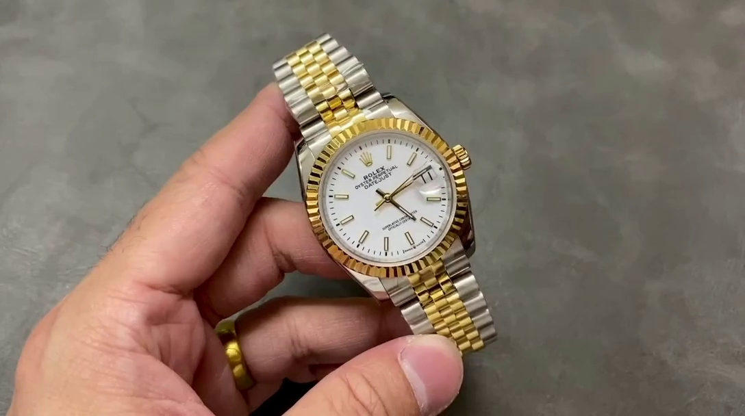 Rolex Datejust m126233 0019 White Index Dial Fluted Bezel 36MM Unisex Replica Watch - QualitySwissReplica