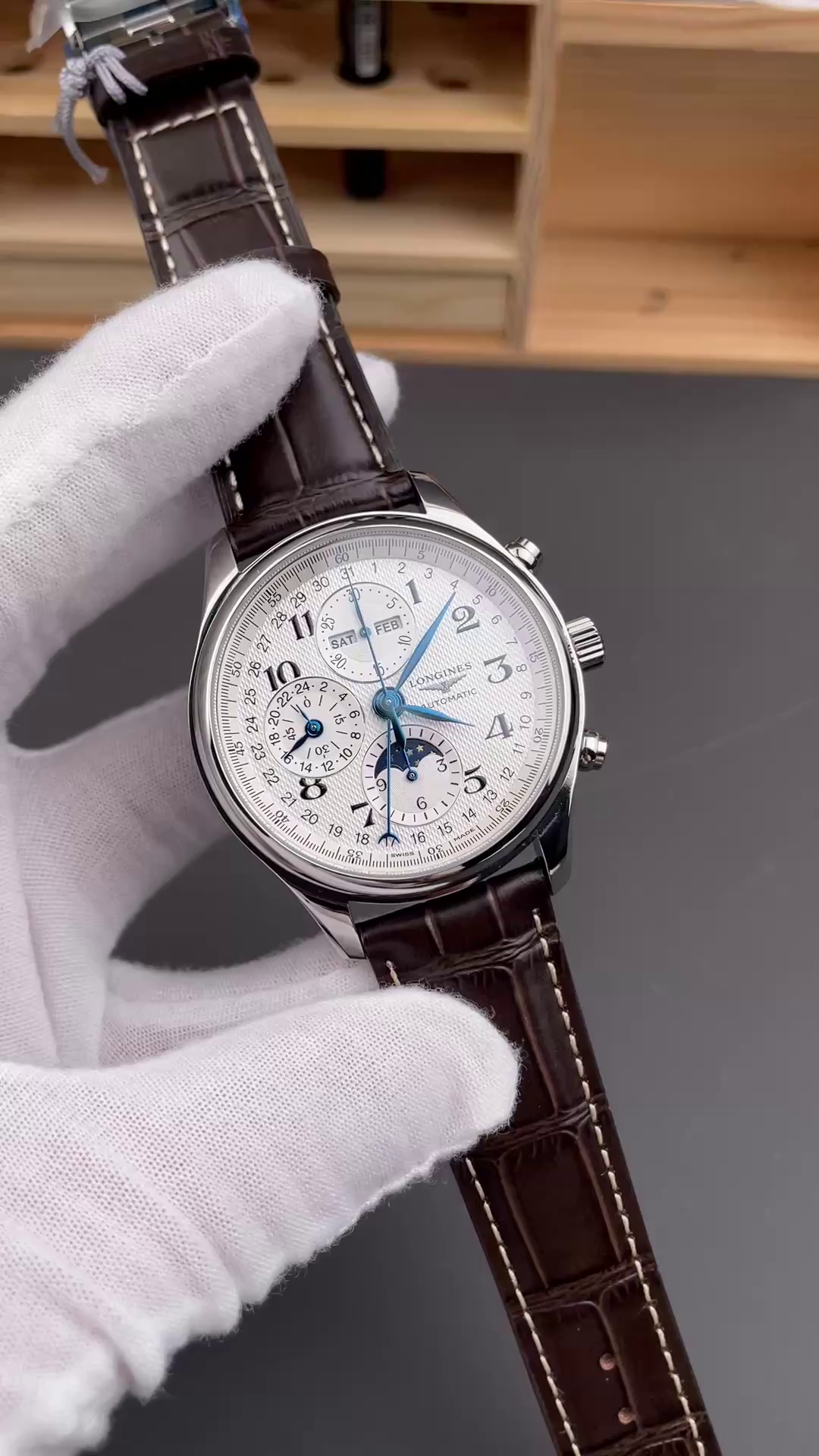 1:1 Clone Longines Master Collection L2.673.4.78.3 40mm Silver Leather Strap - QualitySwissReplica