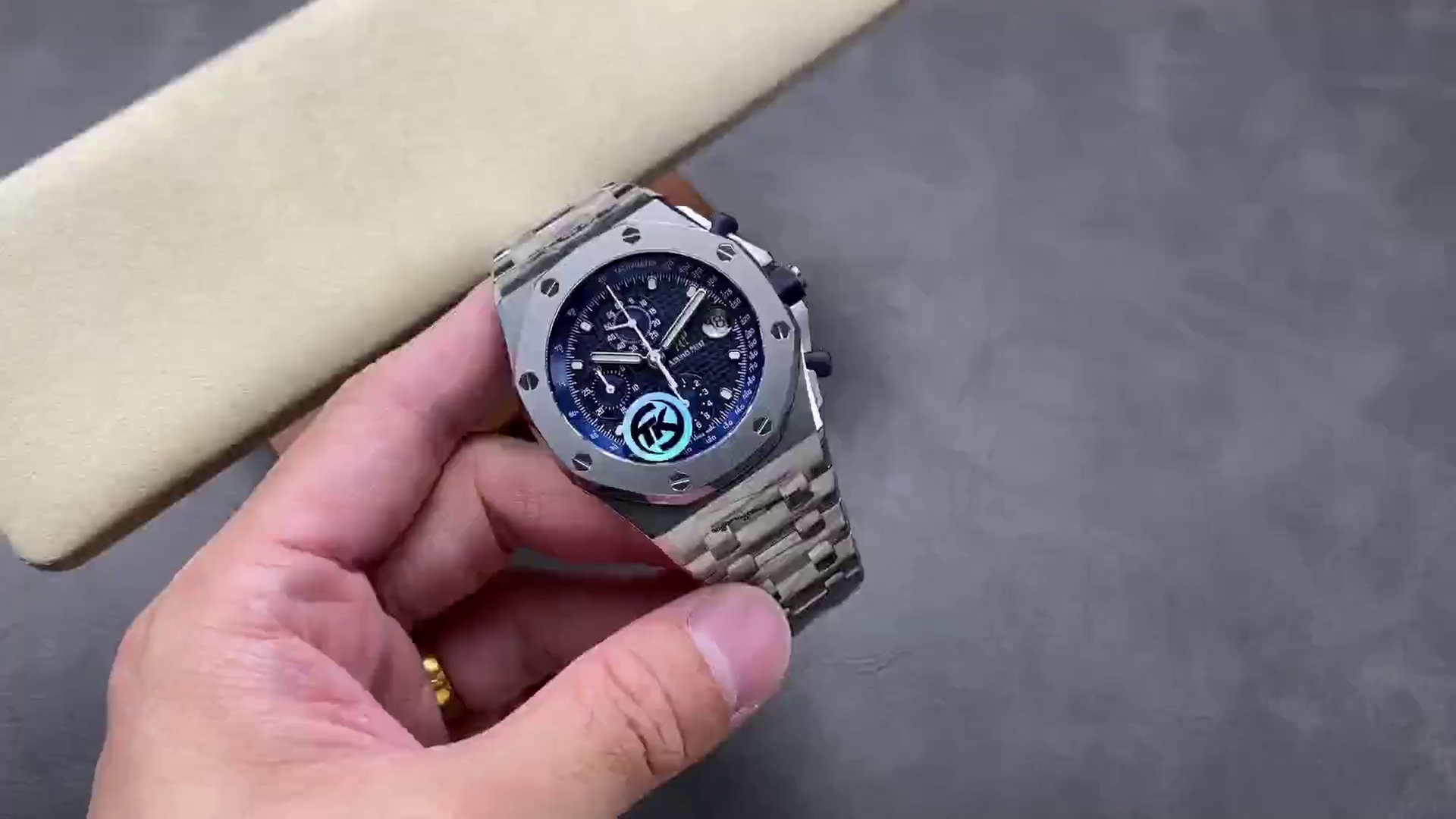 AP Royal Oak Offshore Chronograph 42 26237ST.OO.1000ST.01 25th Anniversary Replica - QualitySwissReplica