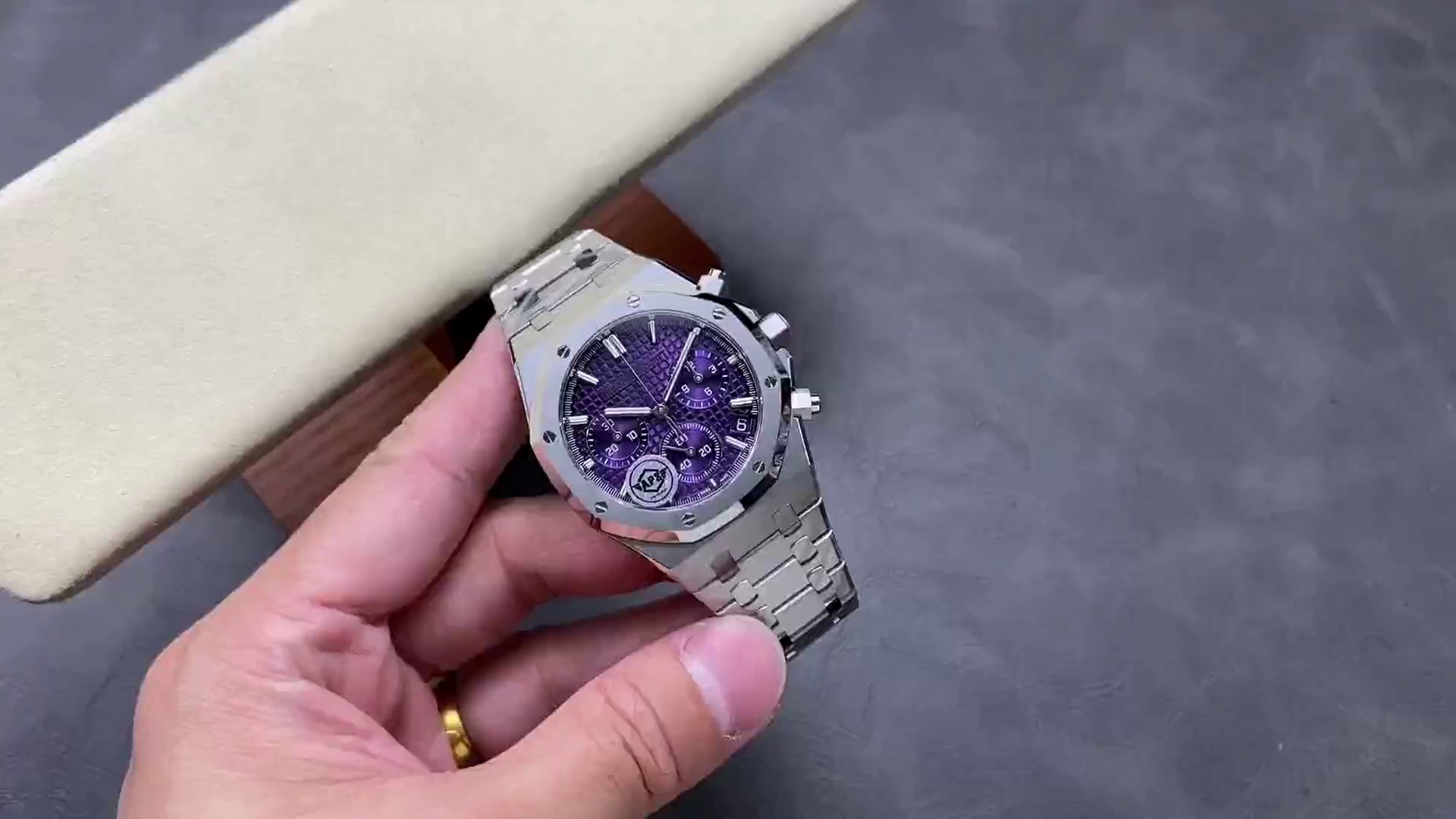 AP Royal Oak 26240BC.OO.1320BC.01 Chronograph 1:1 Clone Special Edition Murtoli 41 - QualitySwissReplica