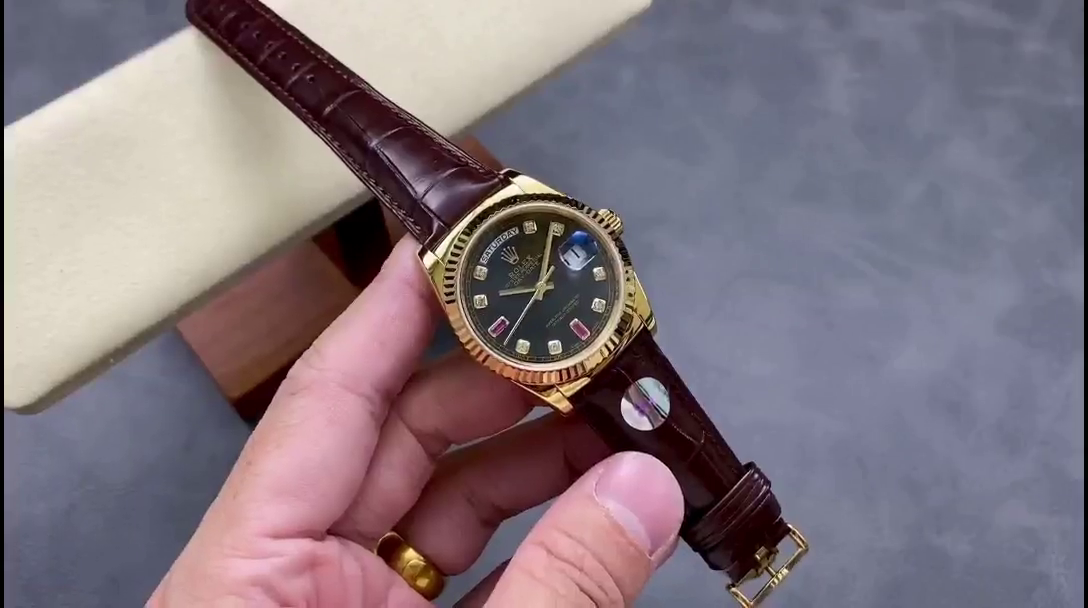 Rolex Day Date 118138 0020 Yellow Gold Diamond Ruby 36 mm - QualitySwissReplica