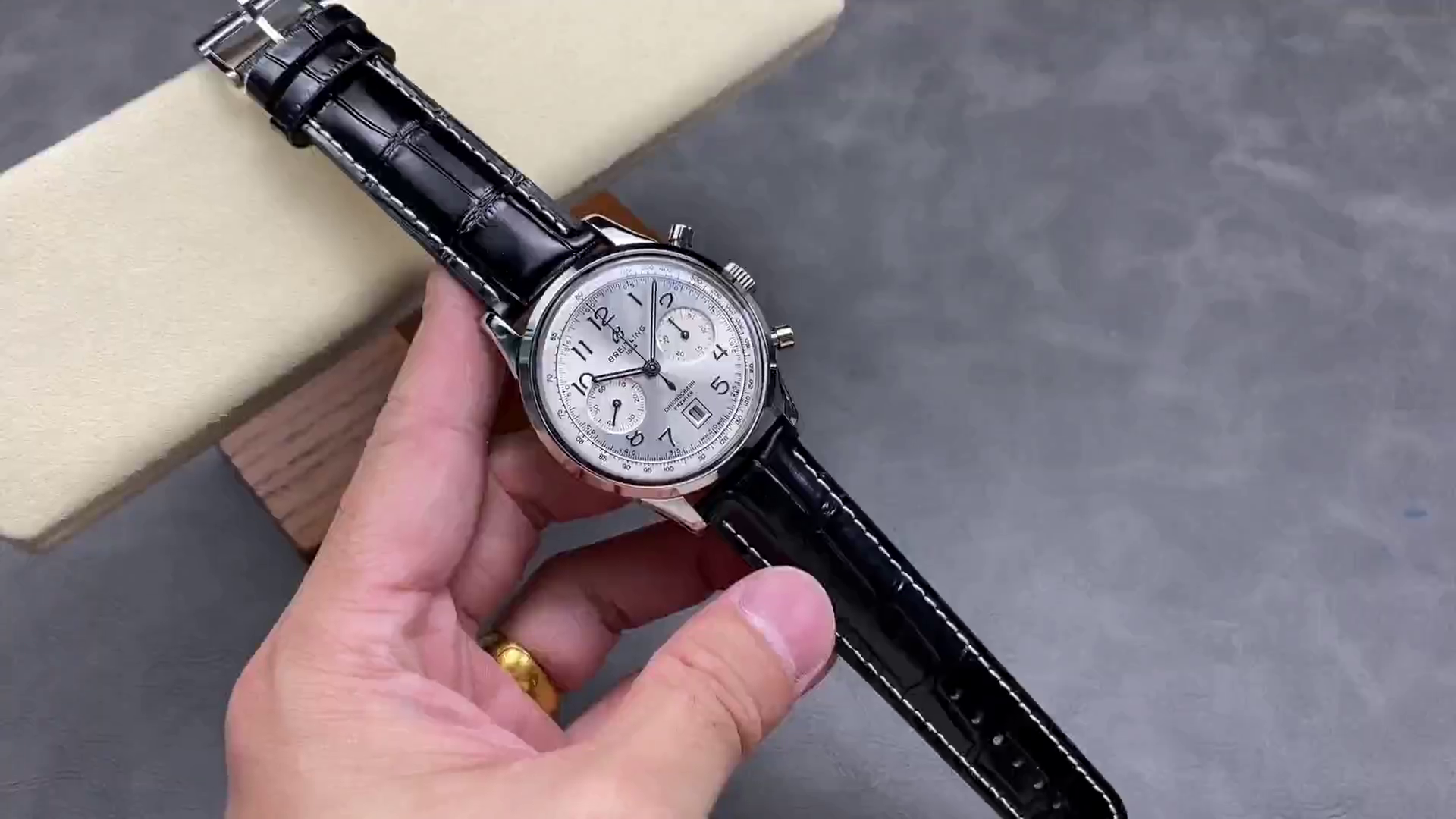 Breitling Premier B09 Silver Dial 40 mm AB0930371G1P1 Replica - QualitySwissReplica